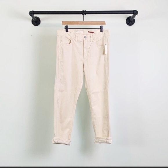 NWT Anthropologir Pilcro Corduroy High Rise Slim Boyfriend Pants in Cream - Picture 5 of 9